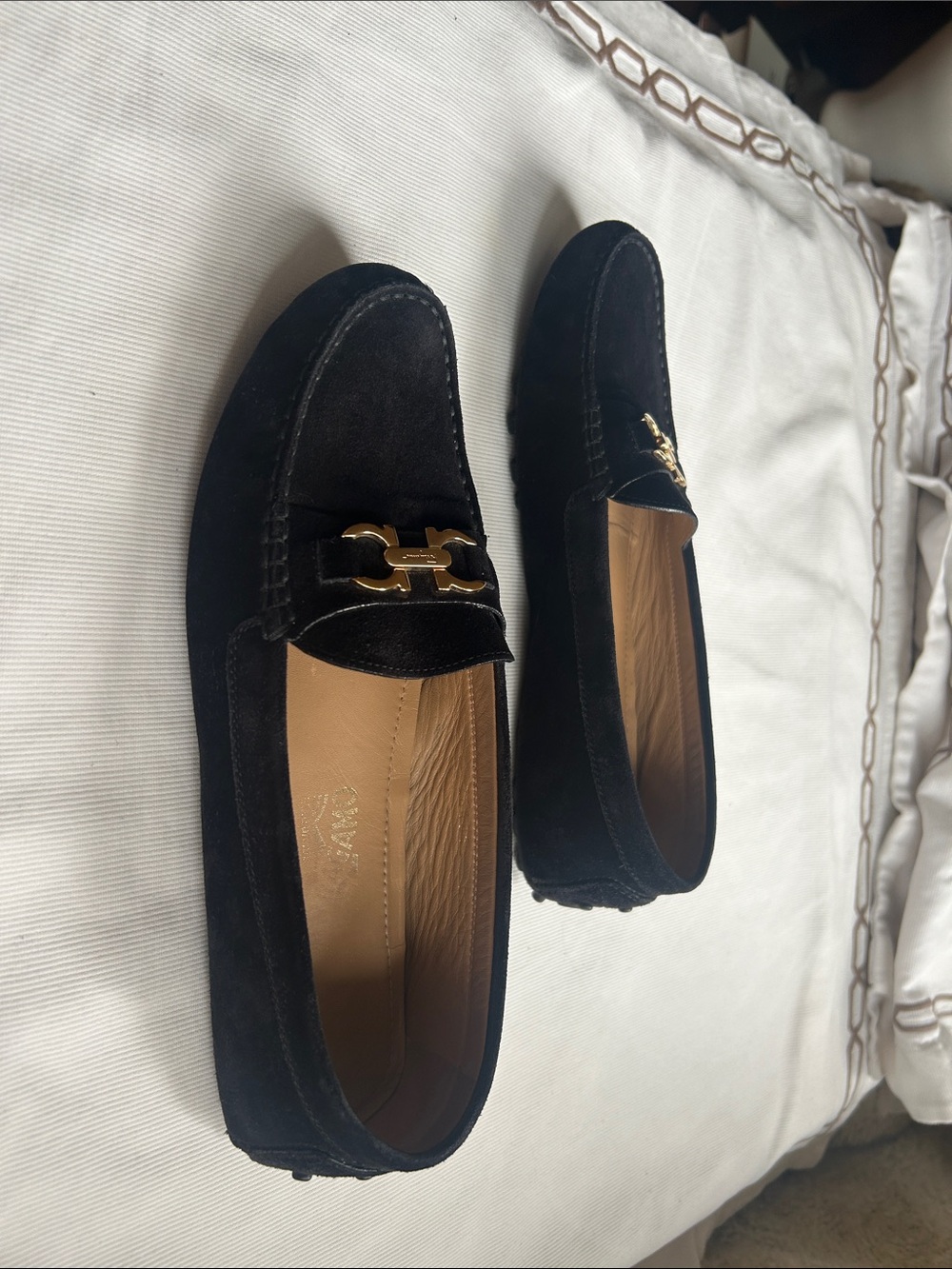 Salvatore Ferragamo Black Suede Drivers Loafers with Gold Gancini Hardware 10 M - Picture 2 of 8